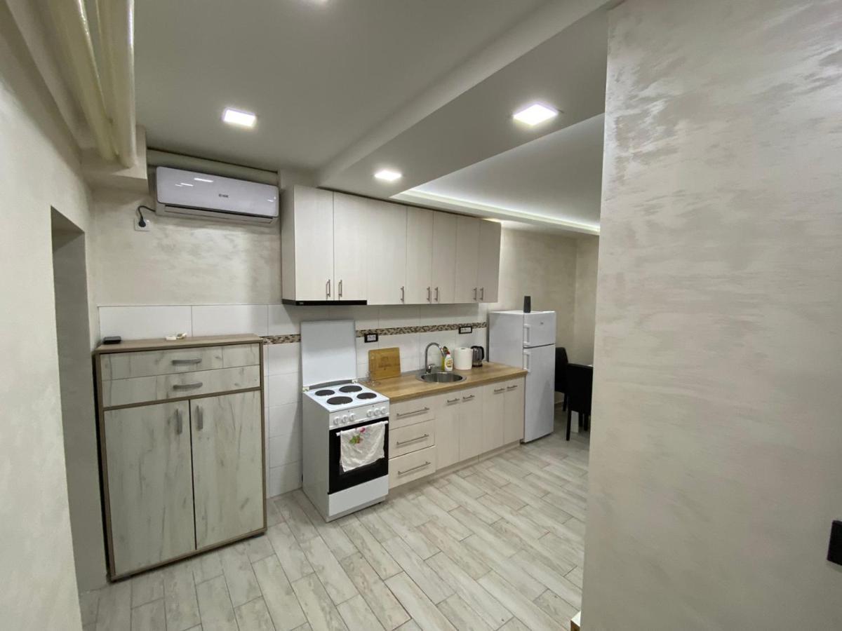 Appartamento Daca 1 Belgrado Esterno foto